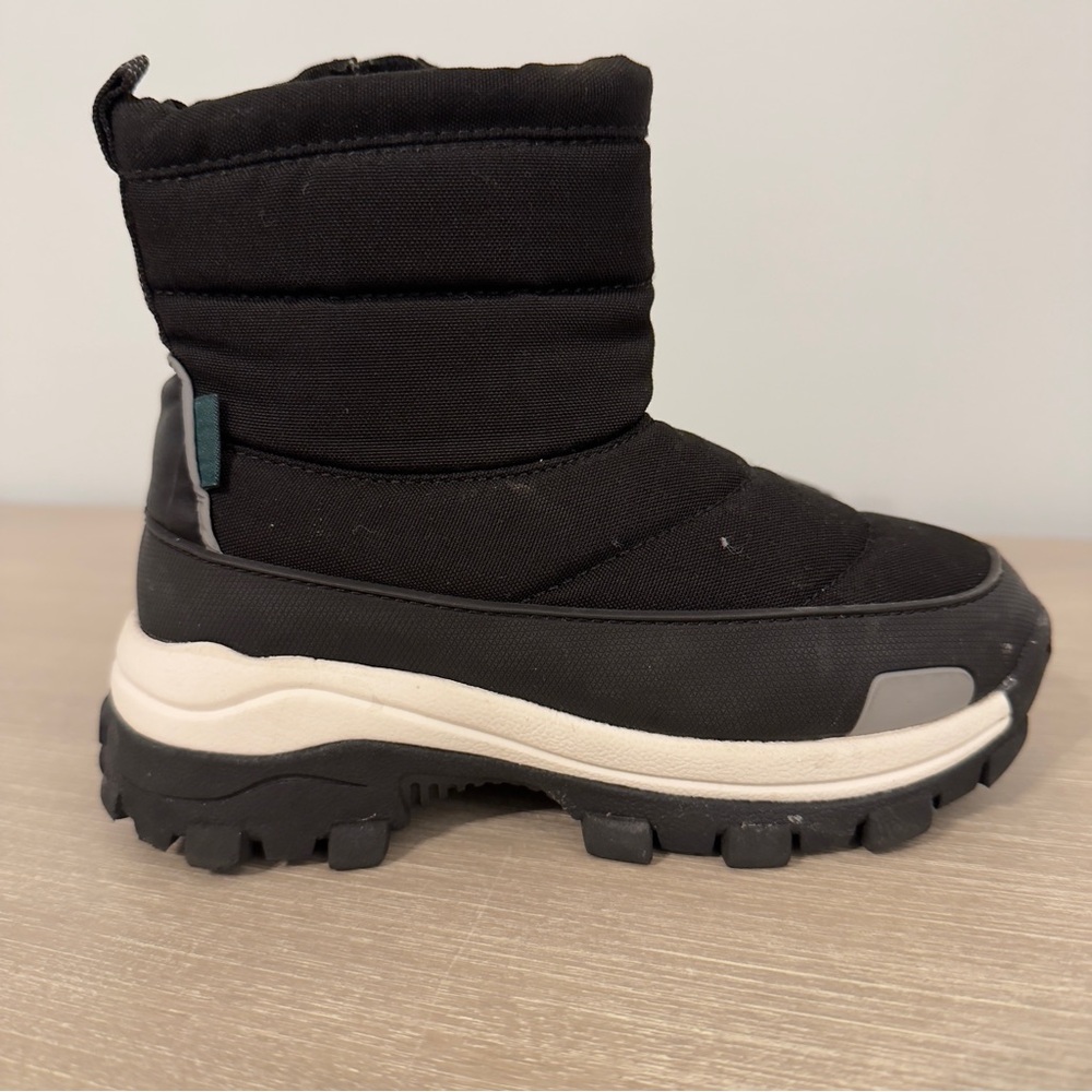 Zara Black Snow Boots Size 30 (11-11.5)